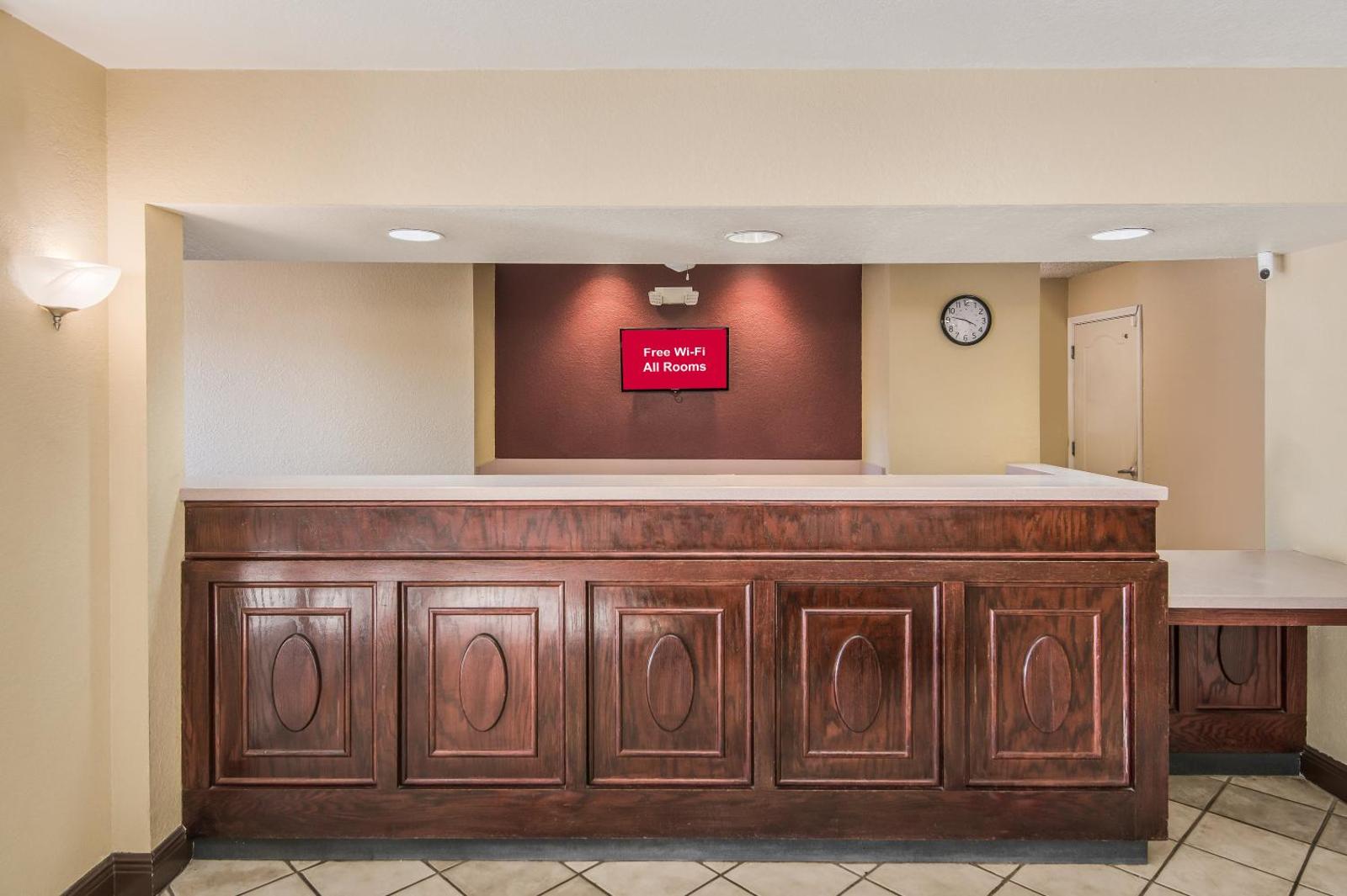 Red Roof Inn & Suites Pensacola East - Milton image 22