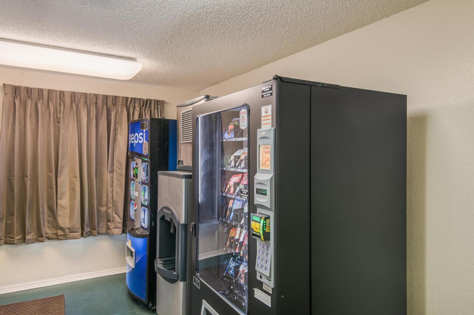 Red Roof Inn & Suites Pensacola East - Milton image 24