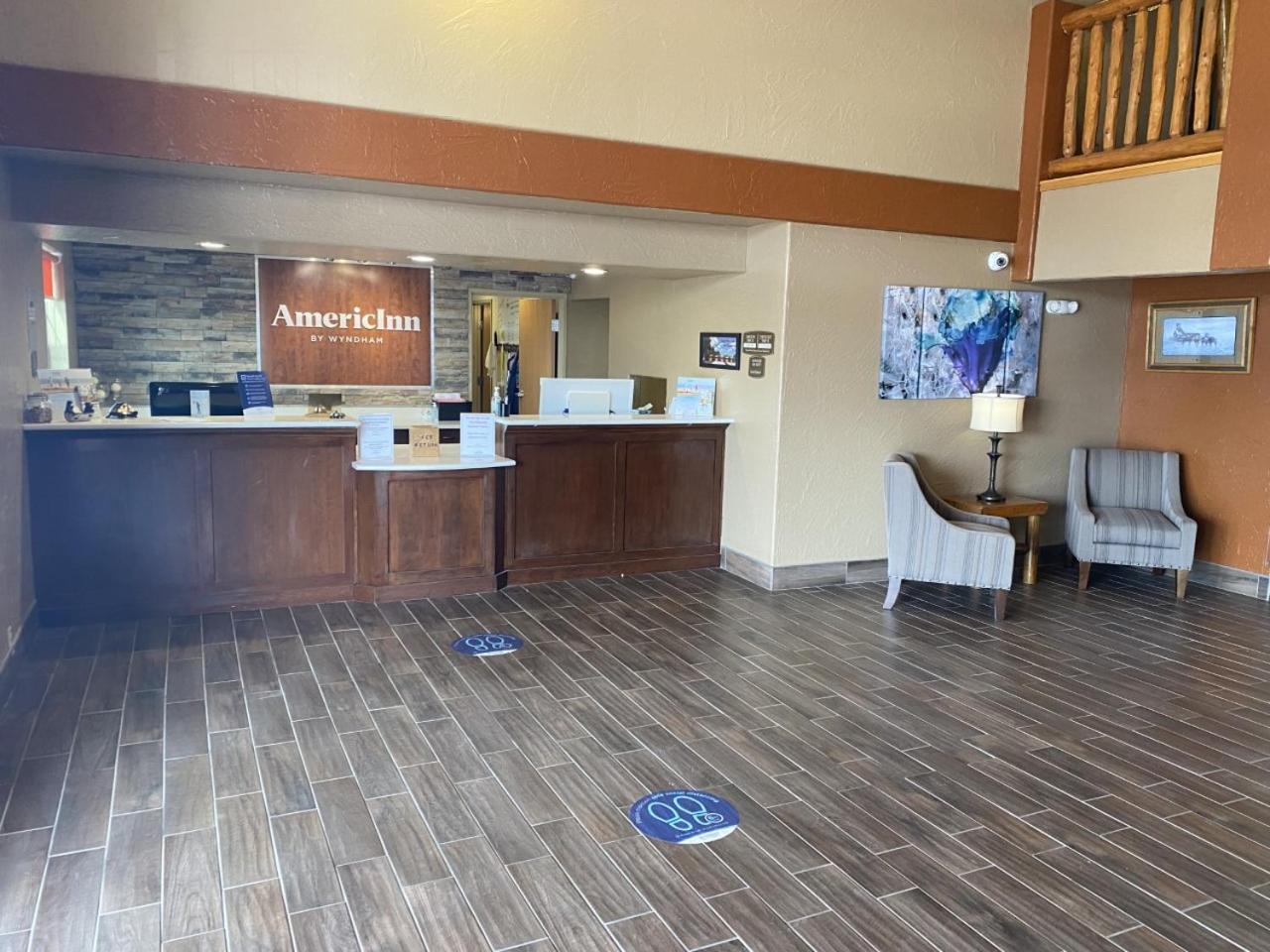 South Platte Cabins & Kennels Main image 1