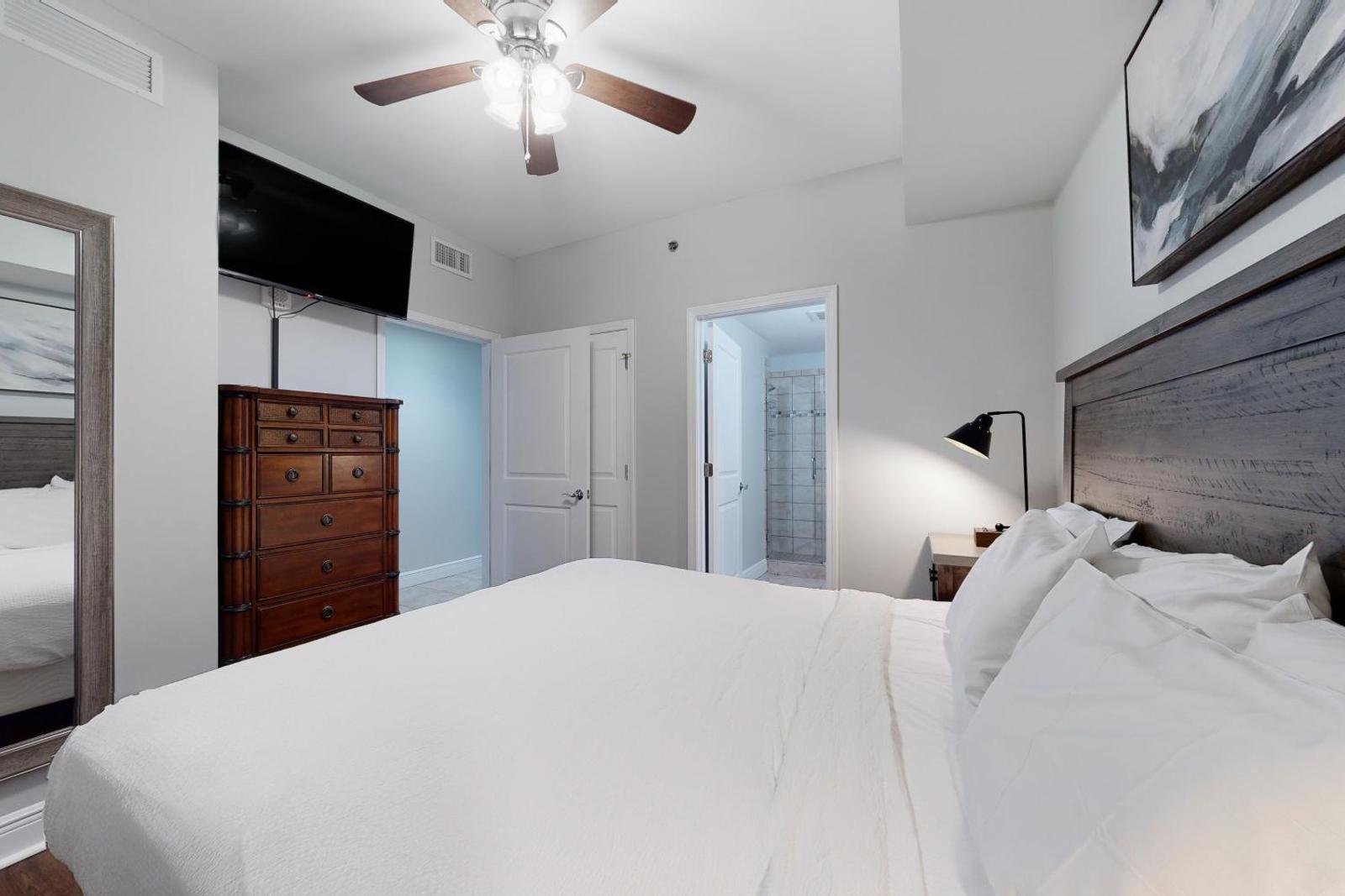 Sterling Breeze 2 Main image 2