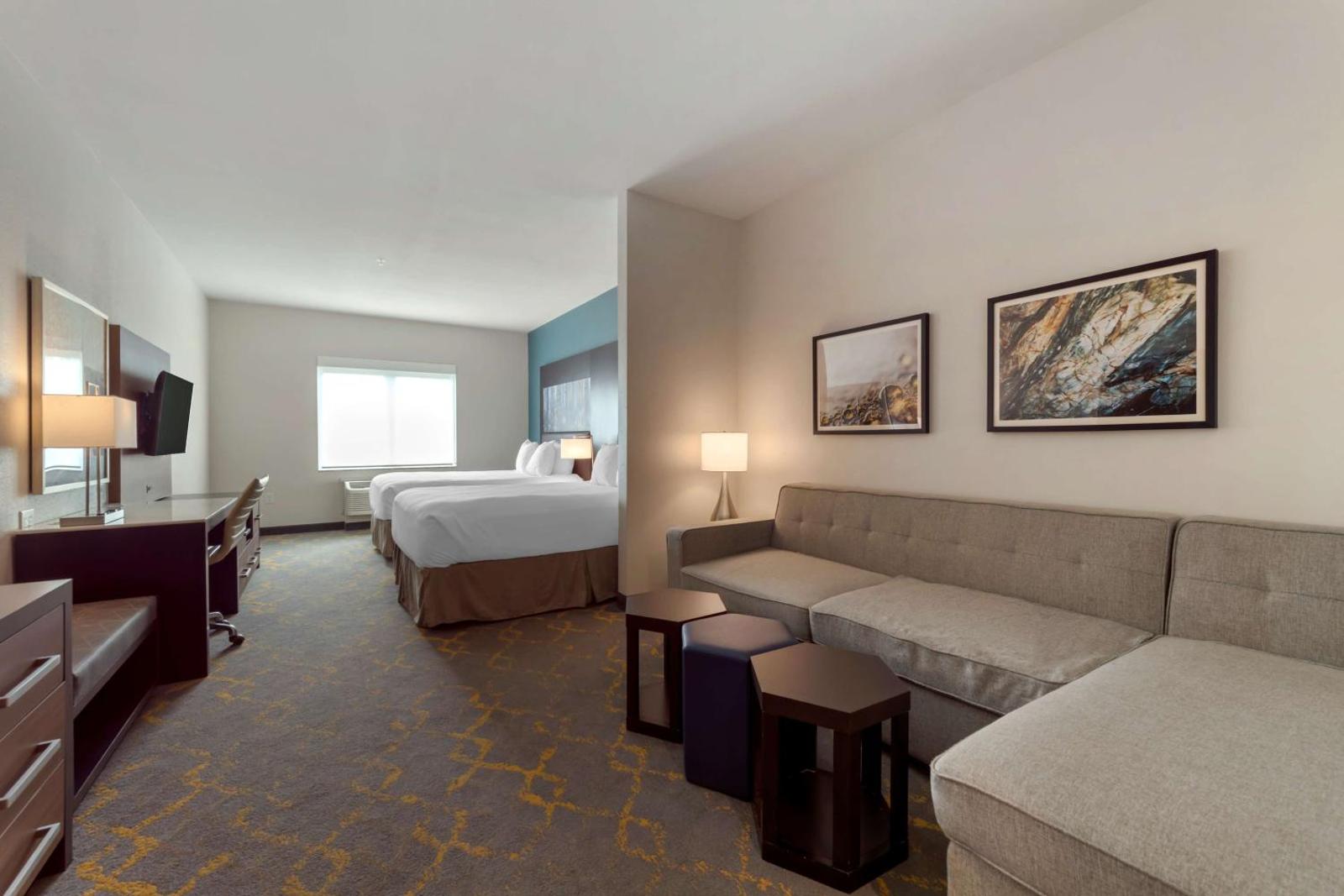 Best Western Plus Isanti Main image 2
