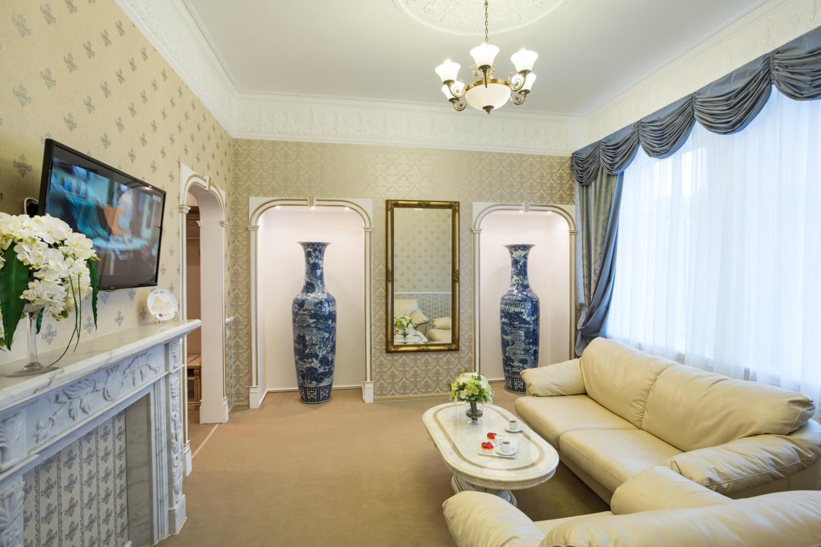 Peking Hotel banner image