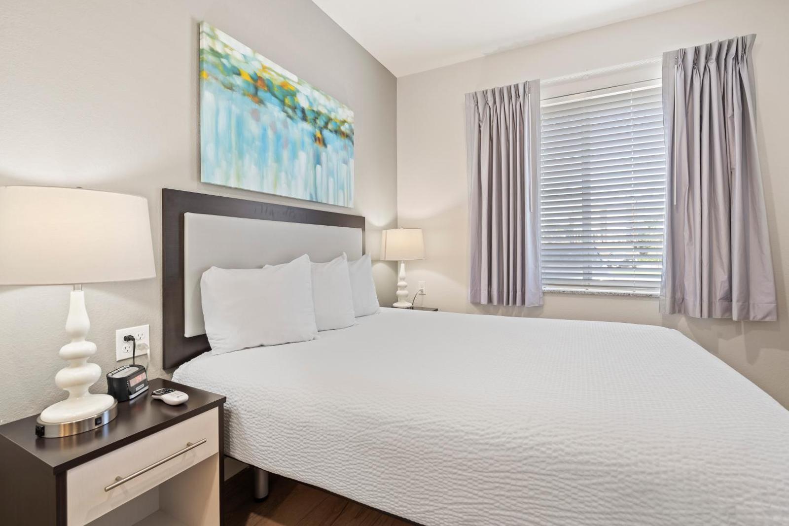 WaterWalk- Kansas City- Overland Park Main image 1