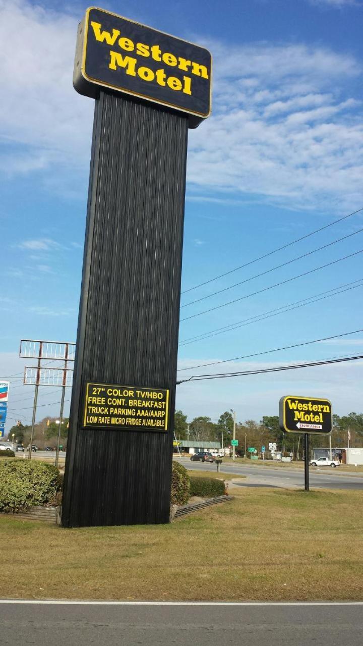 Popular attractions Area Nearby Property