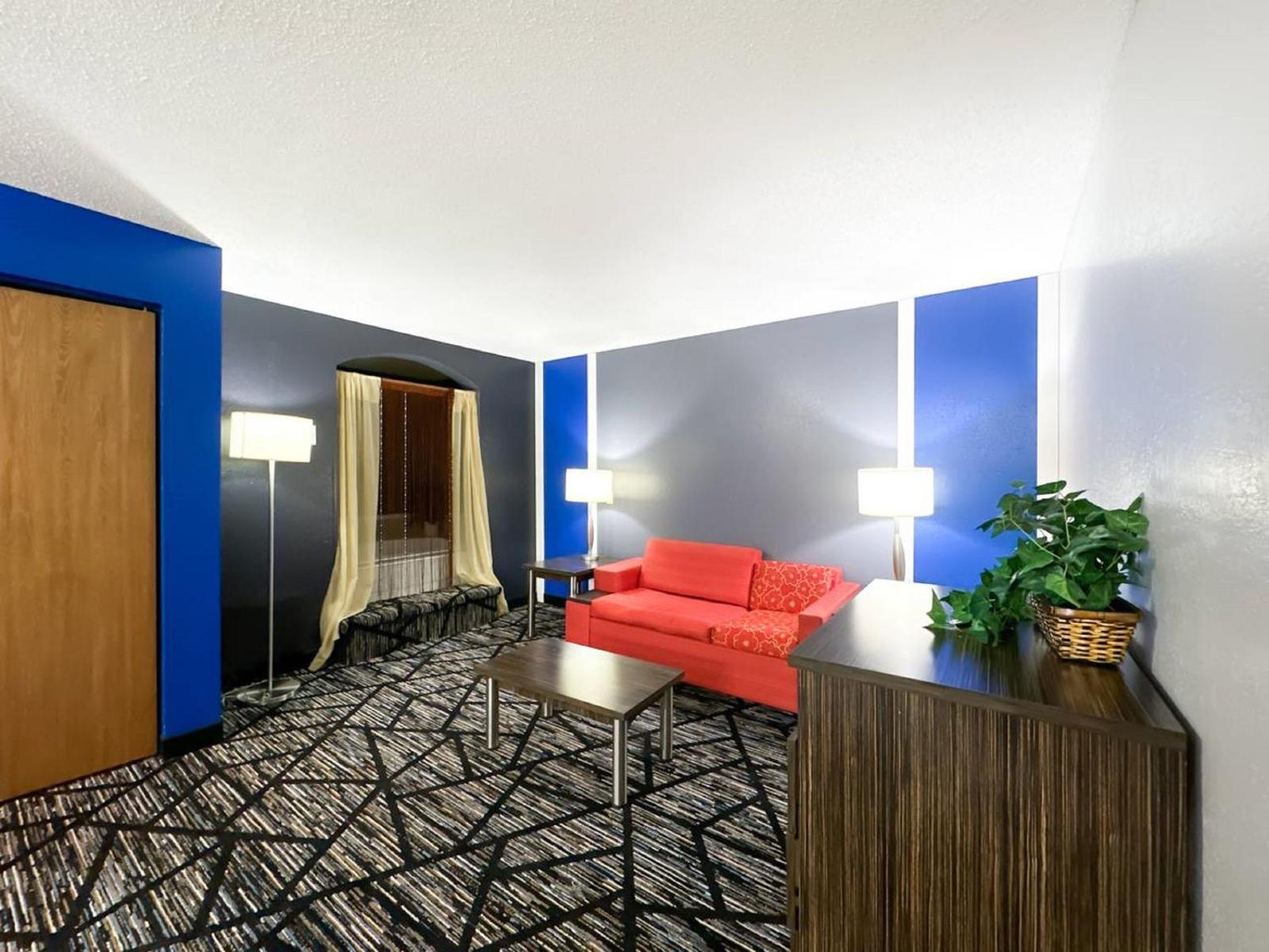 Coratel Inn & Suites Blaine Main image 2