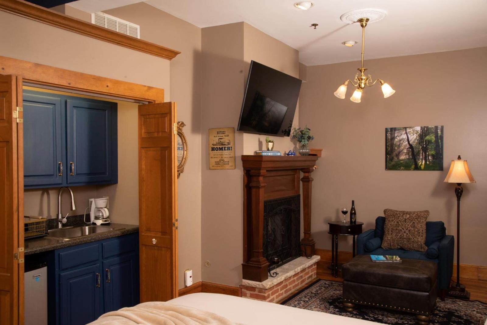 Popular attractions Area Nearby Property