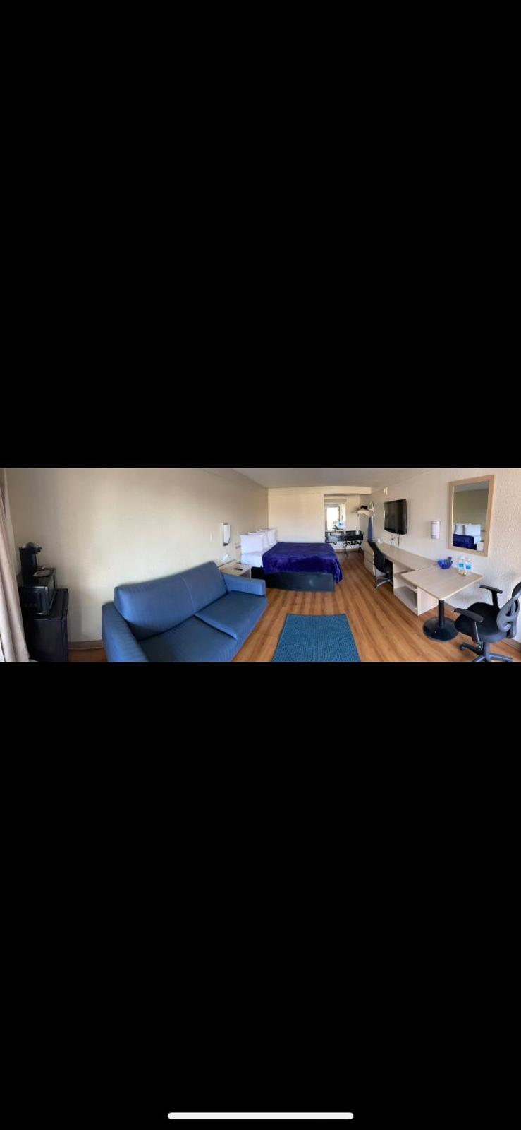 Travelodge by Wyndham Essington / Philadelphia Airport