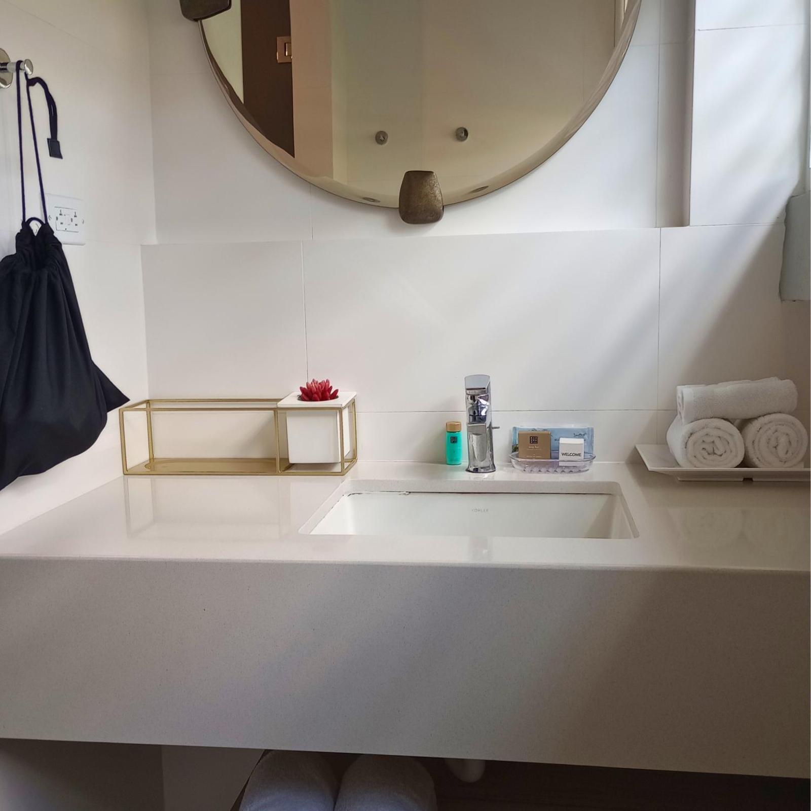 Trópica Beach Hotel Main image 2