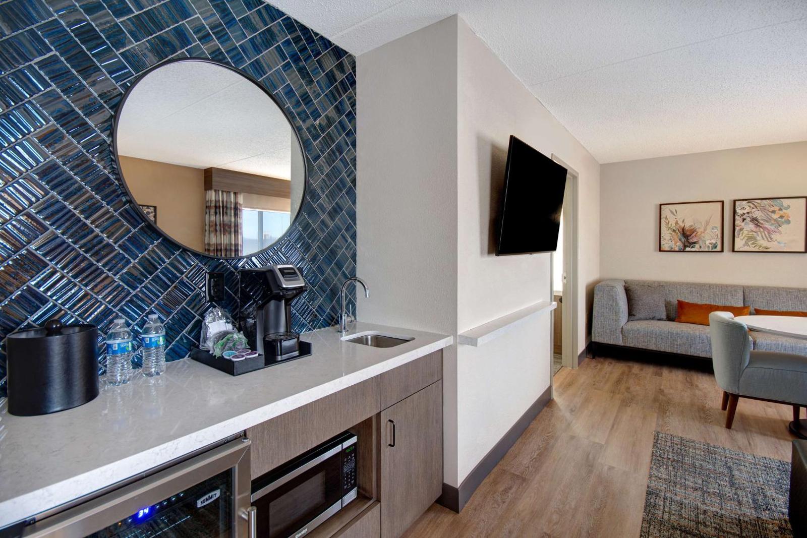 Hilton Garden Inn Terre Haute Main image 1