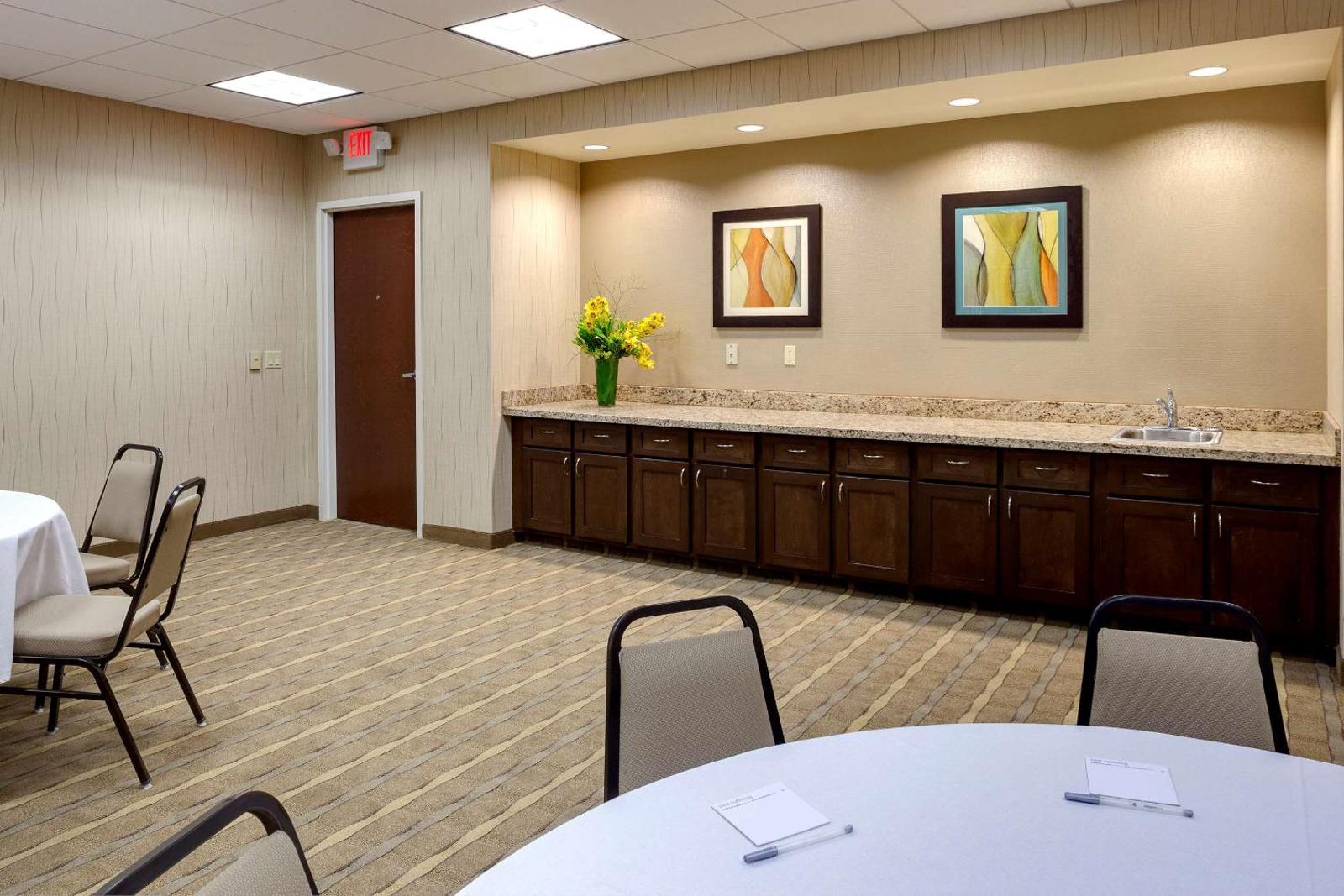 Hampton Inn & Suites Blythe CA Main image 1