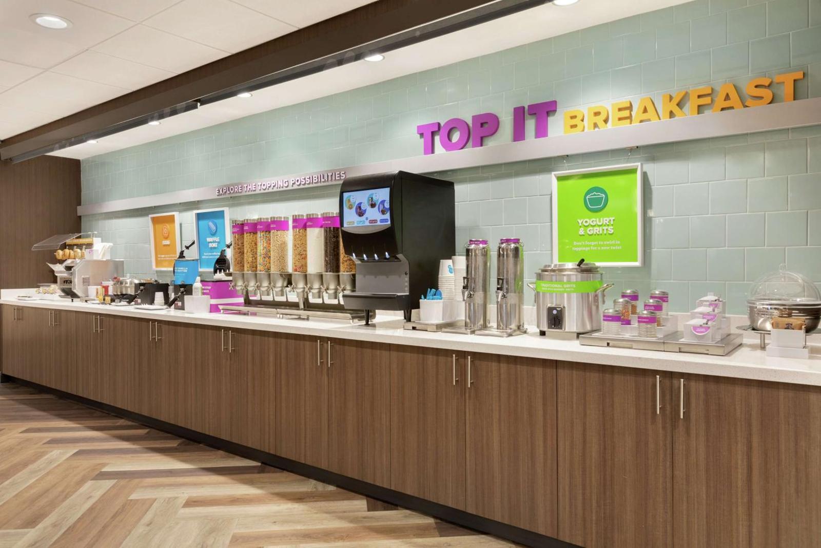 Tru By Hilton Harbison Columbia Main image 2