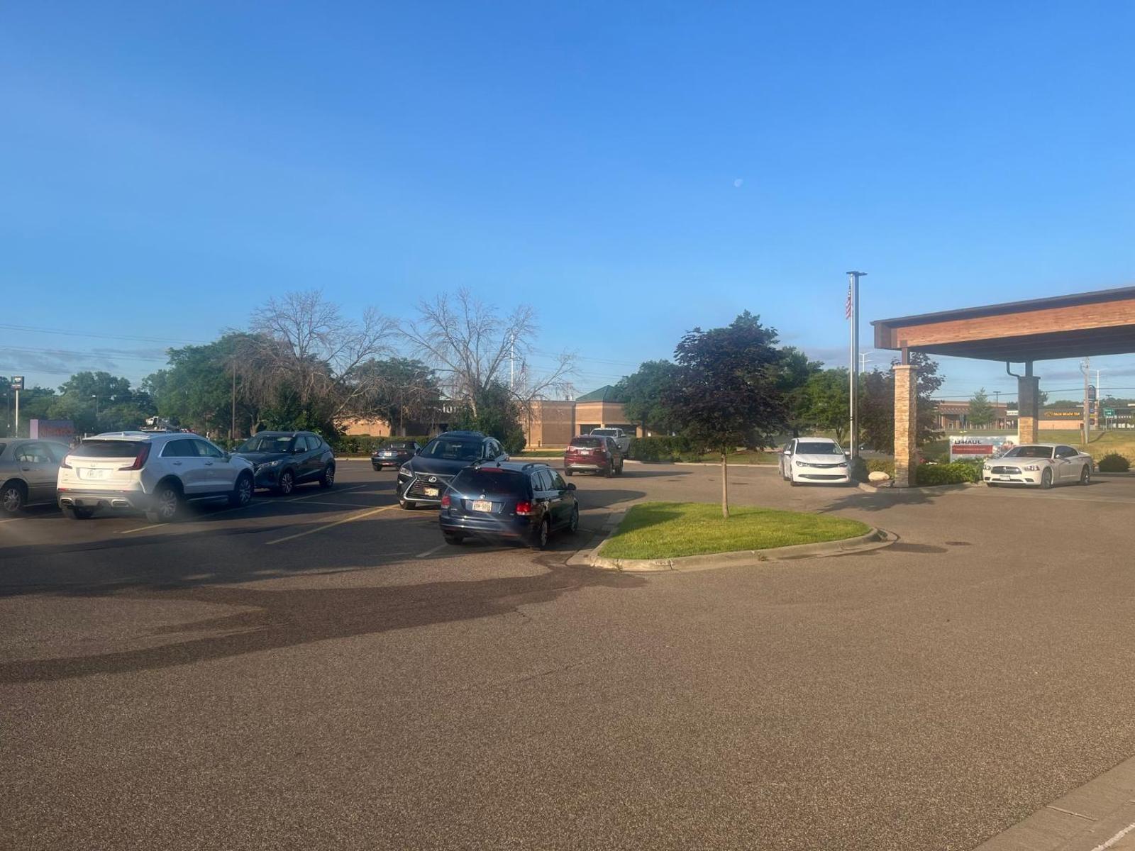 Country Inn & Suites by Radisson Roseville MN Main image 1