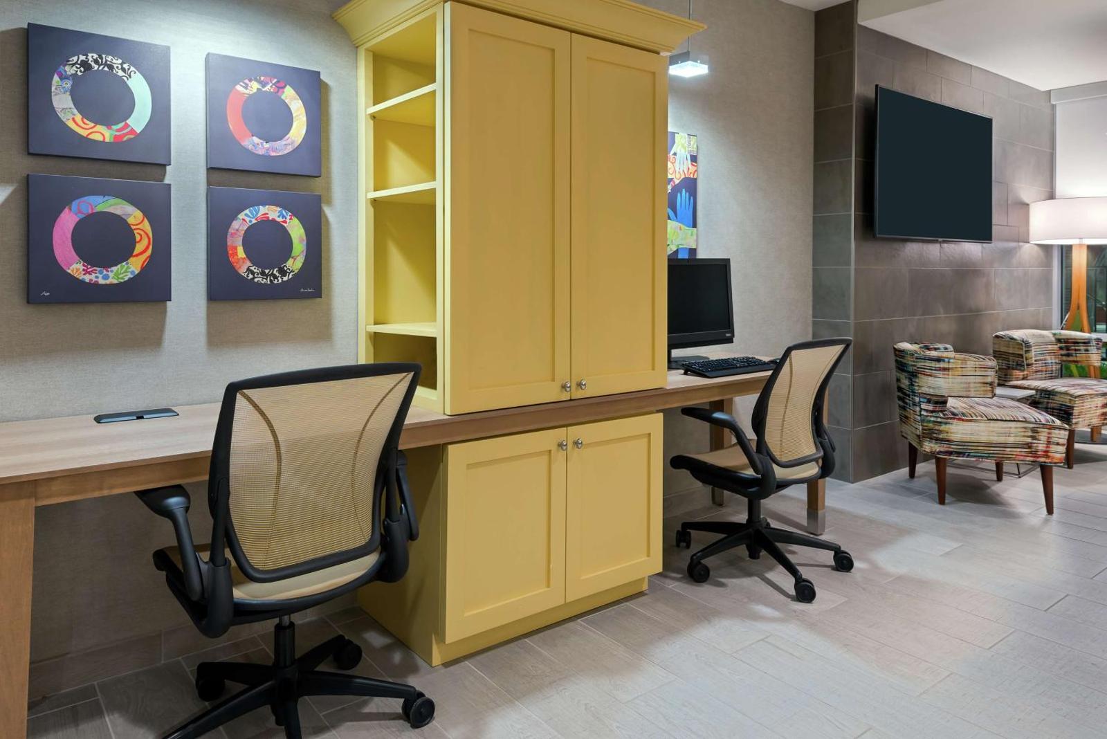 Home2 Suites By Hilton Orlando Near UCF Main image 1