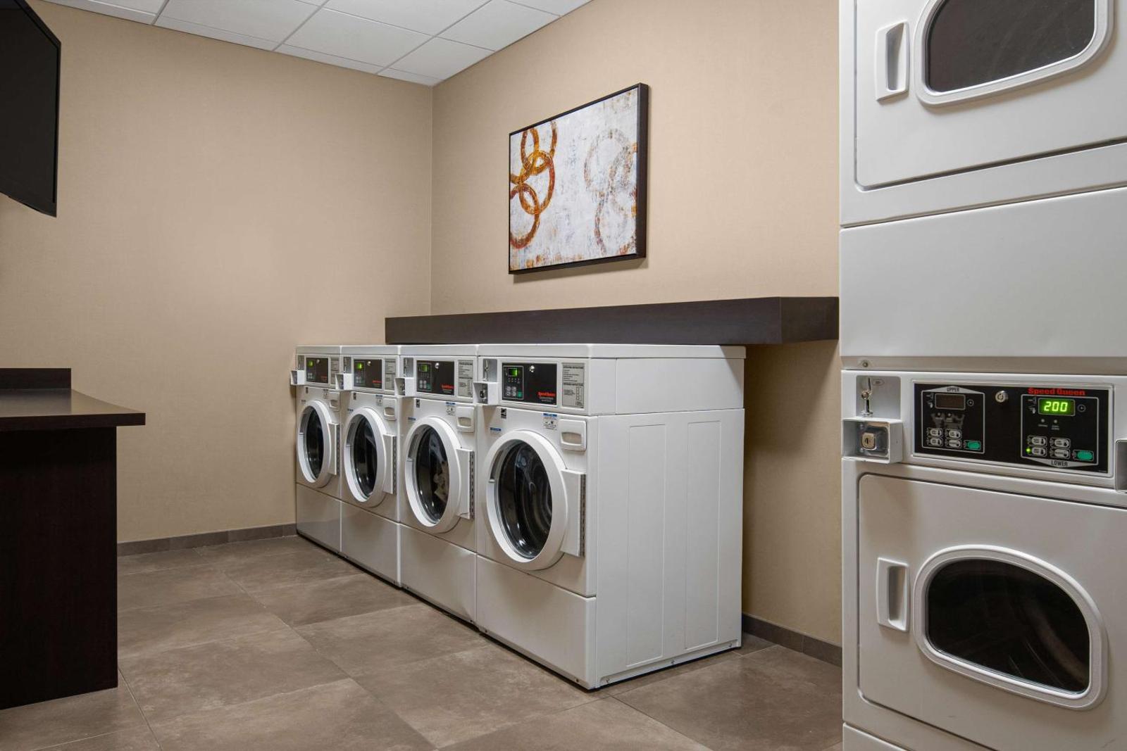 Homewood Suites Springfield Main image 2
