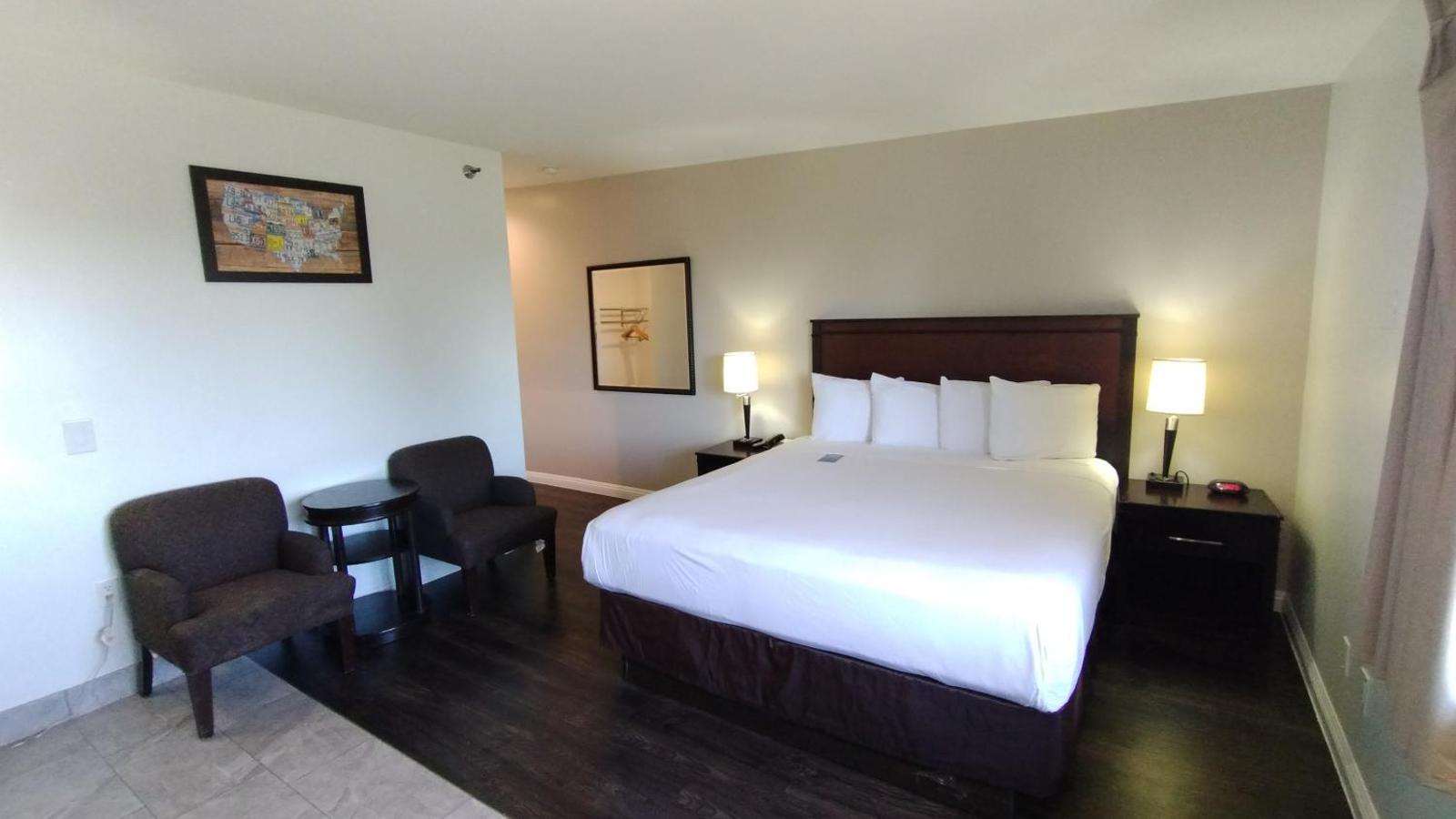 Popular attractions Area Nearby Property