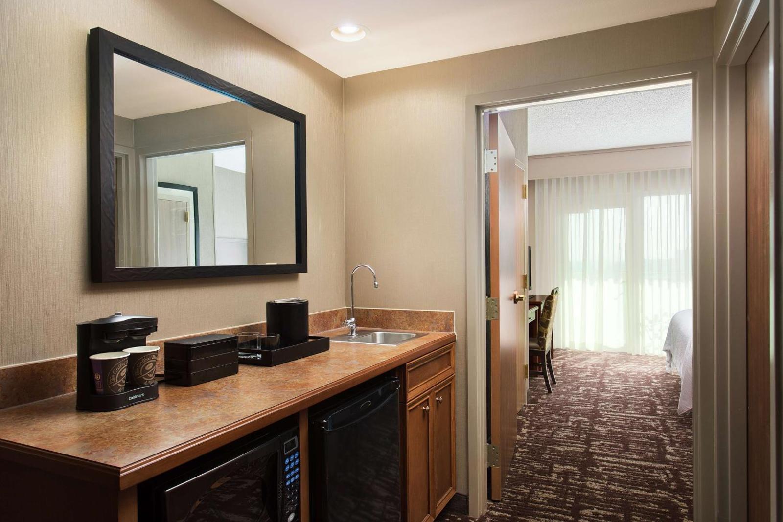 Embassy Suites by Hilton Dallas Frisco Hotel & Convention Center Main image 2