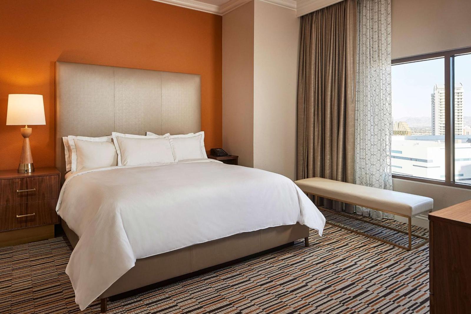 Hilton Grand Vacations on the Las Vegas Strip banner image