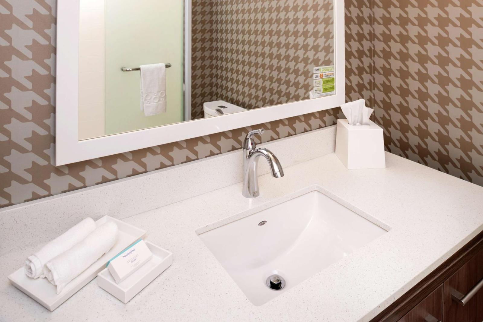 Home2 Suites By Hilton New Albany Columbus Main image 2