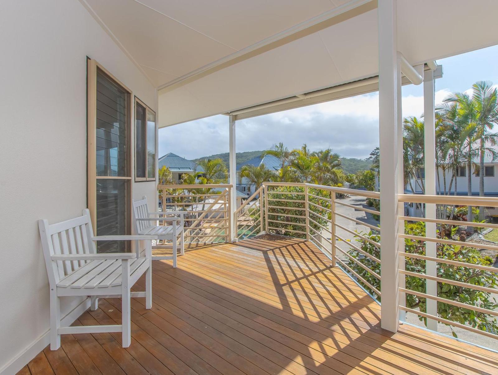 Two Bedroom Upstairs Garden Deluxe Apartment