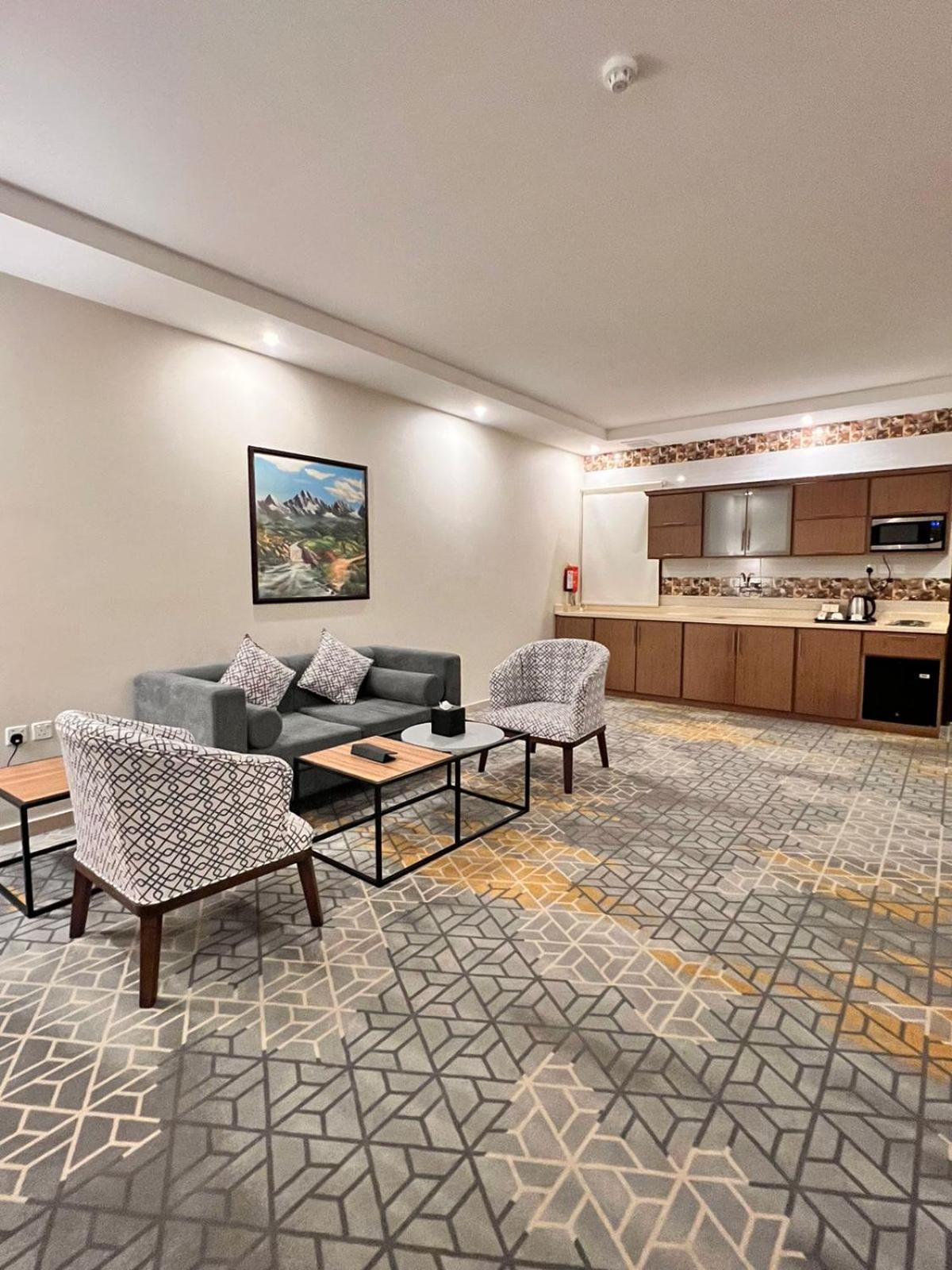 Executive Suite