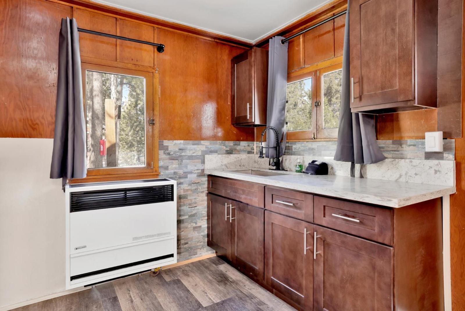 Popular attractions Area Nearby Property