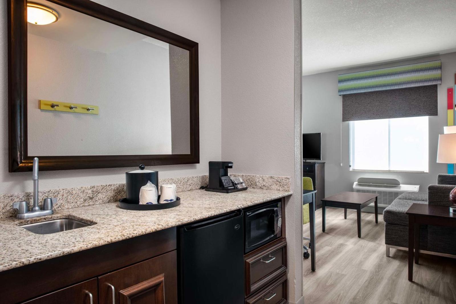 Hampton Inn and Suites Miami-South/Homestead Main image 1