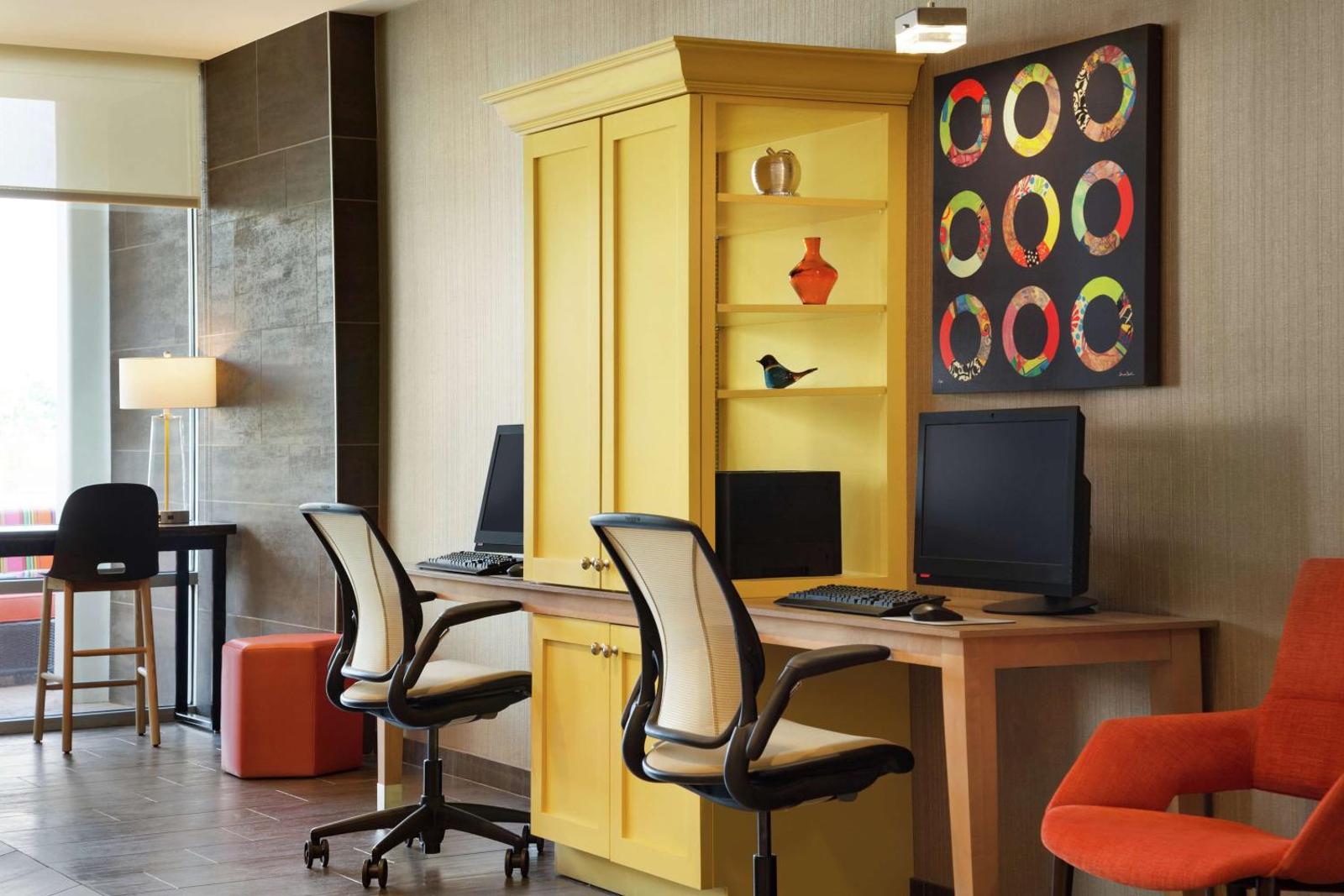 Home2 Suites By Hilton Frederick Main image 1