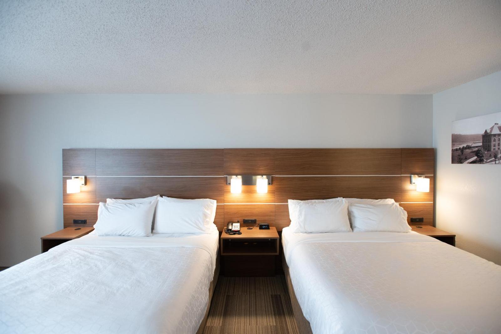Holiday Inn Express Houghton-Keweenaw an IHG Hotel Main image 1