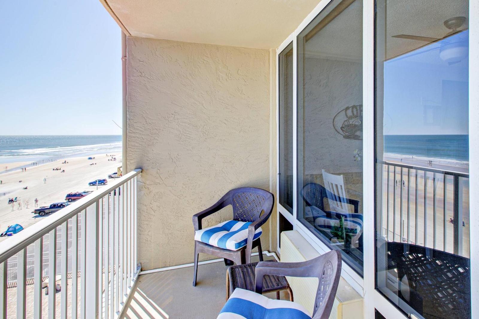 Pirates Cove Condo Unit #407 Main image 2