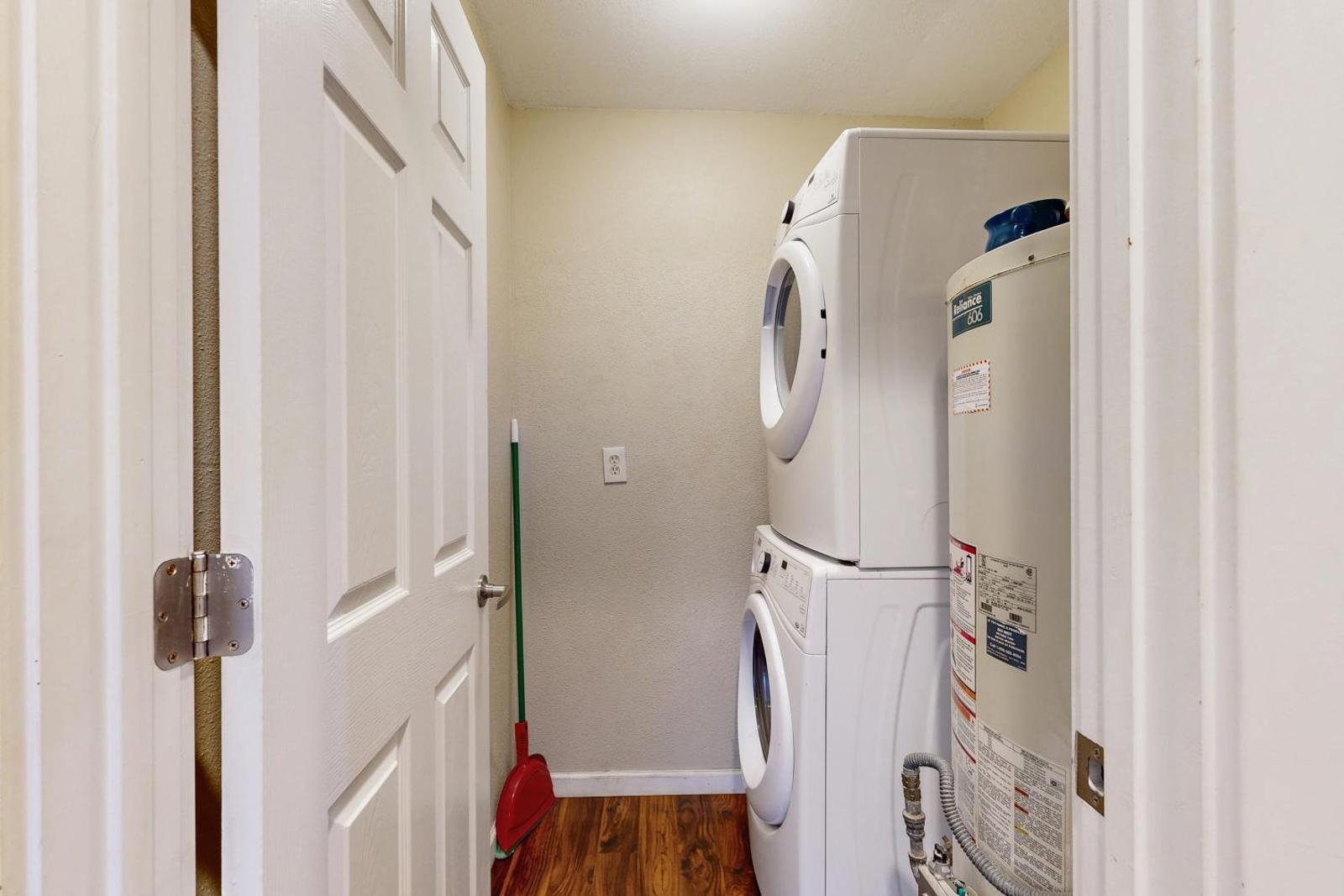 The Whale at Sandstone Point Main image 1