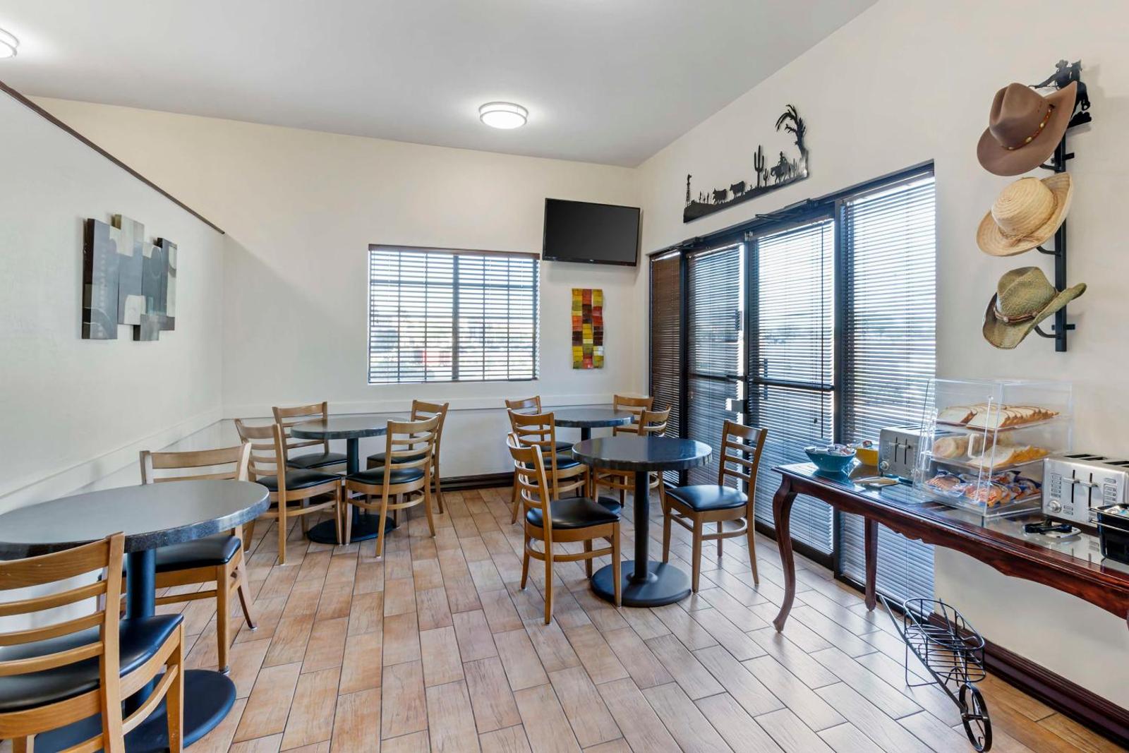 Best Western Superstition Springs Inn Main image 2