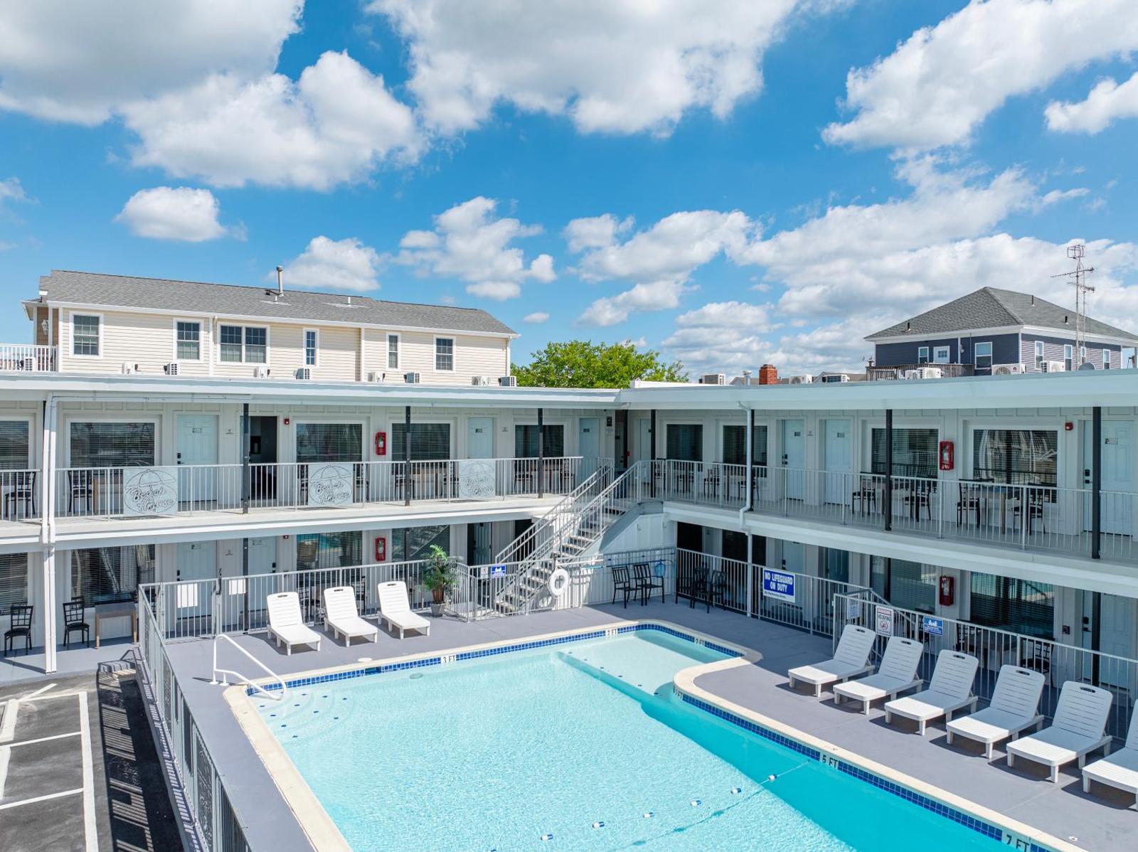 Popular attractions Area Nearby Property