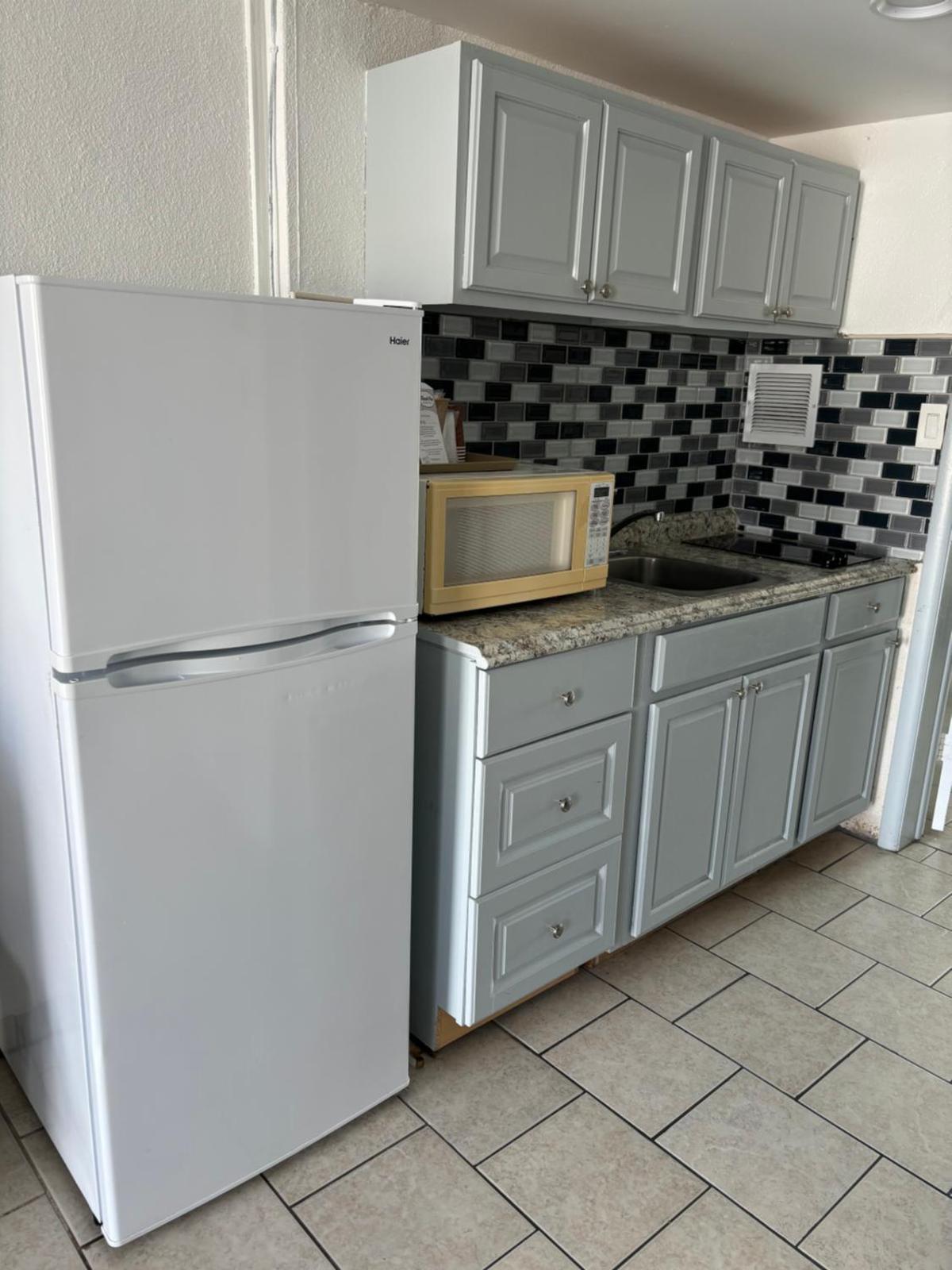 Popular attractions Area Nearby Property