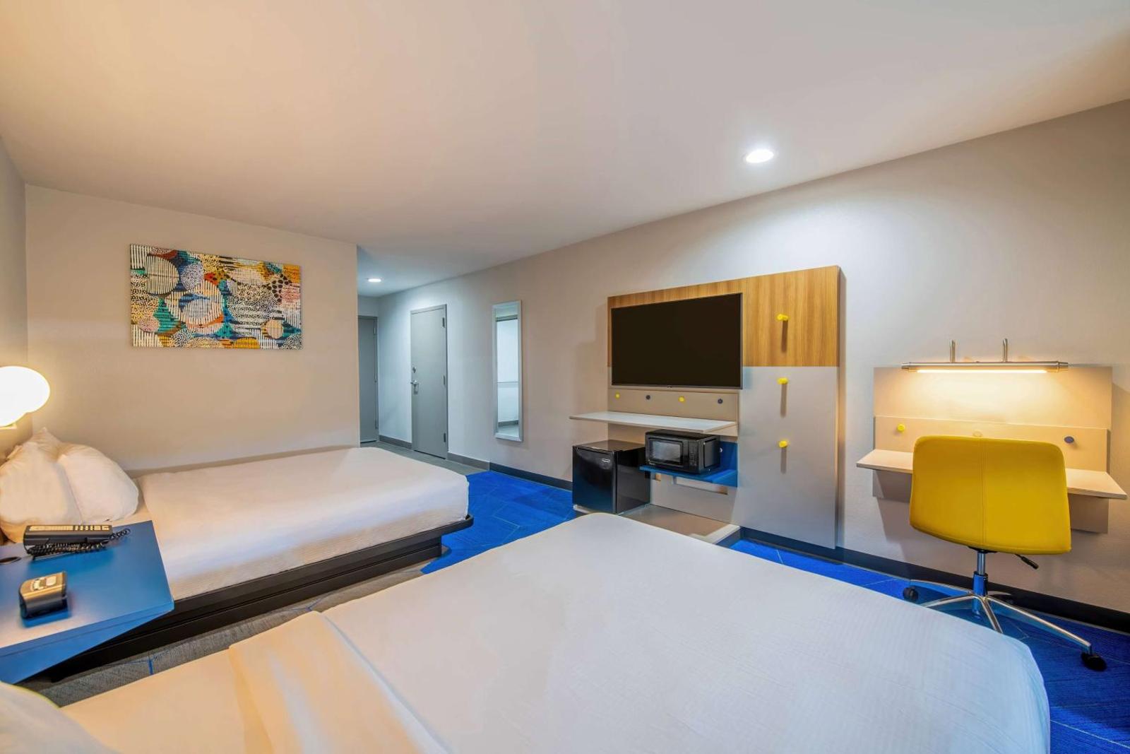 Microtel Inn and Suites by Wyndham Anderson SC image 7