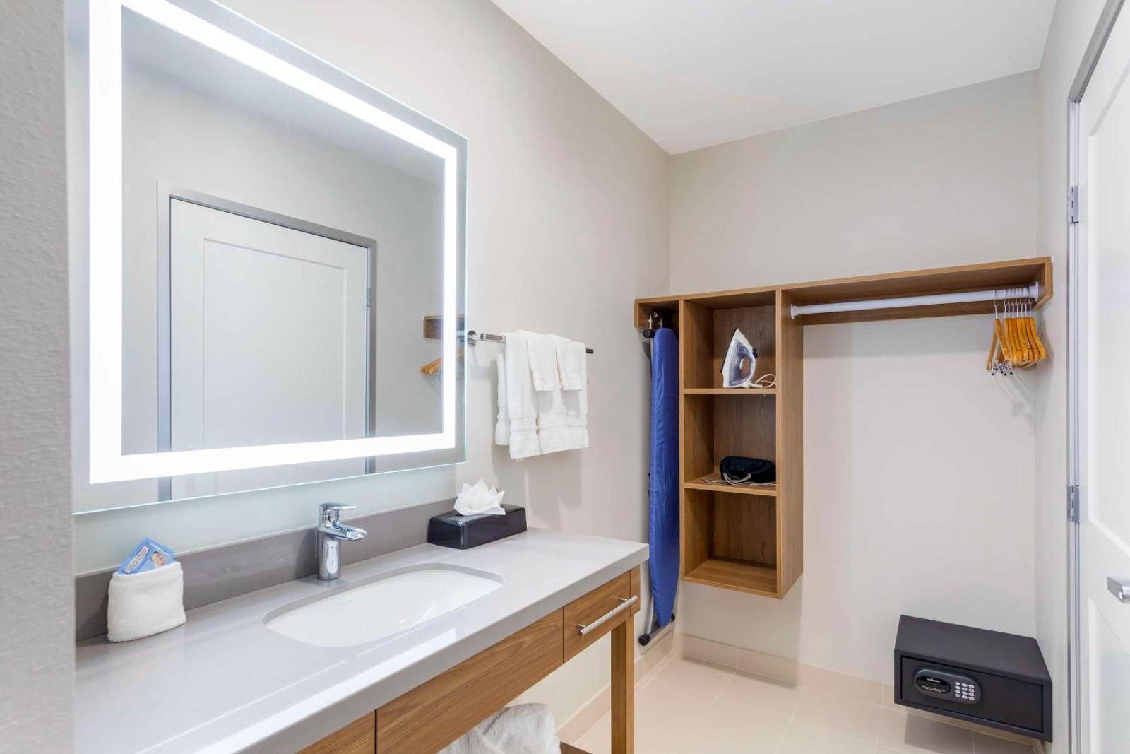 Hotel Extended Studio Inn Main image 2