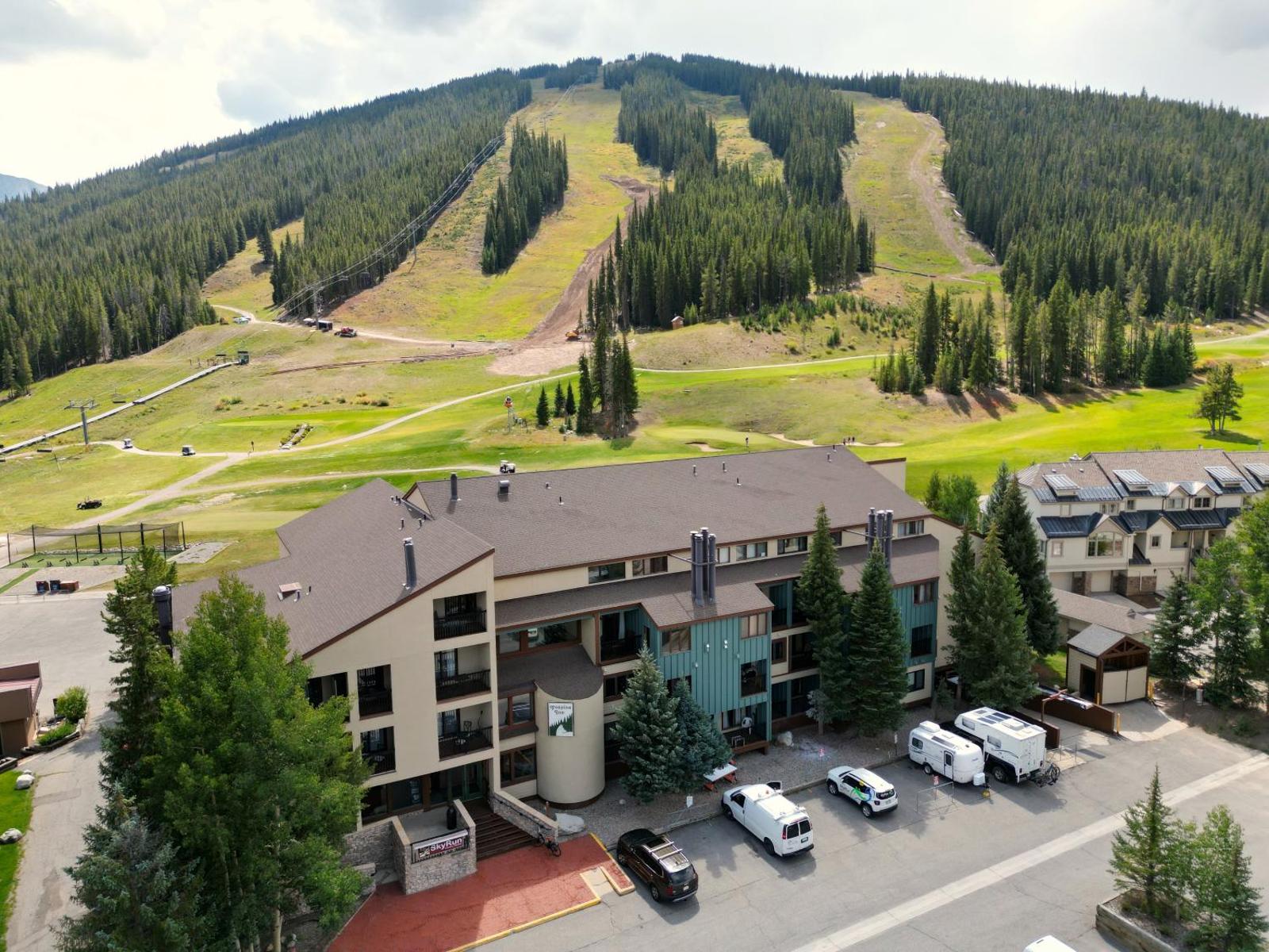 FP310 Foxpine Inn Condo Main image 1