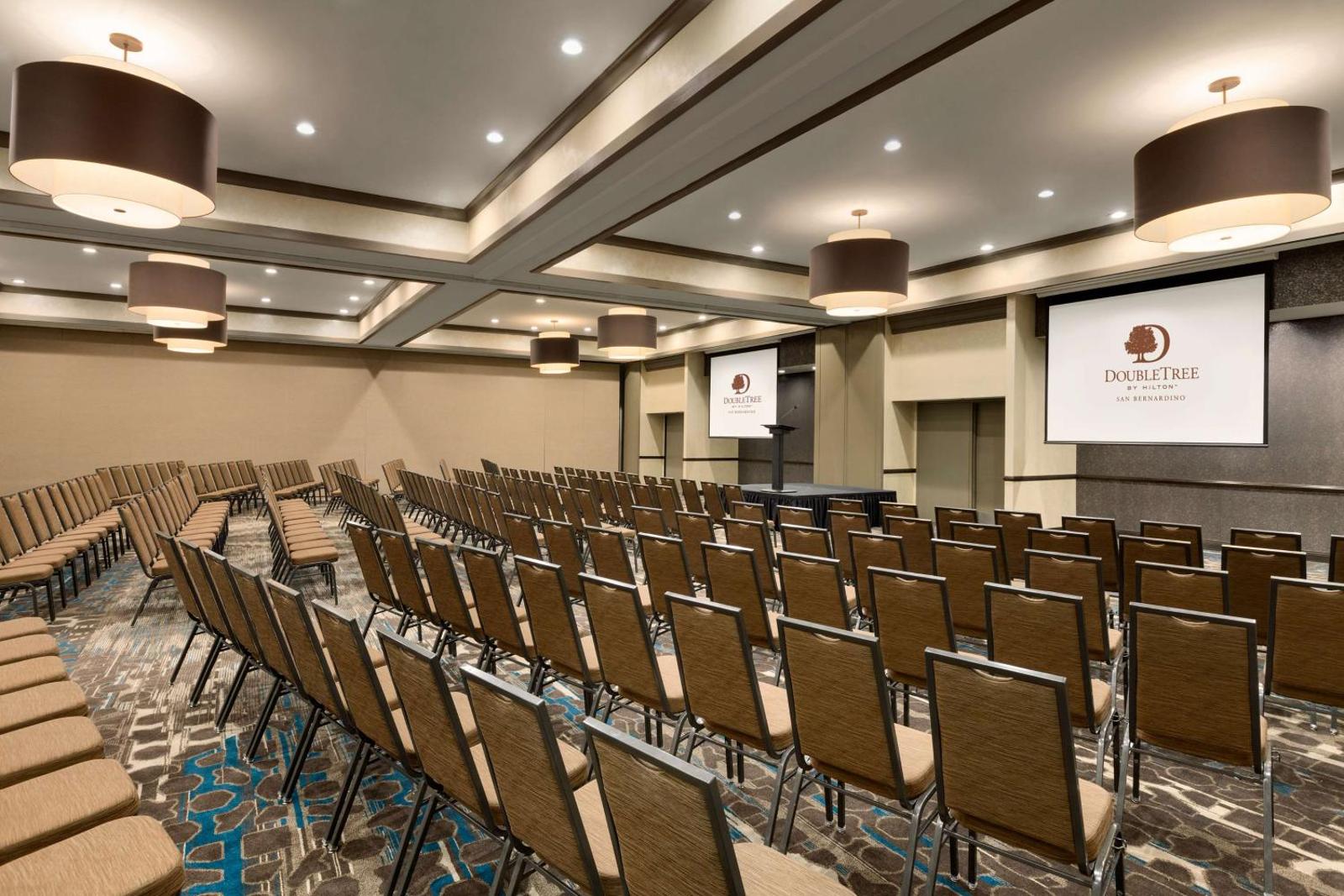 DoubleTree by Hilton San Bernardino Main image 2