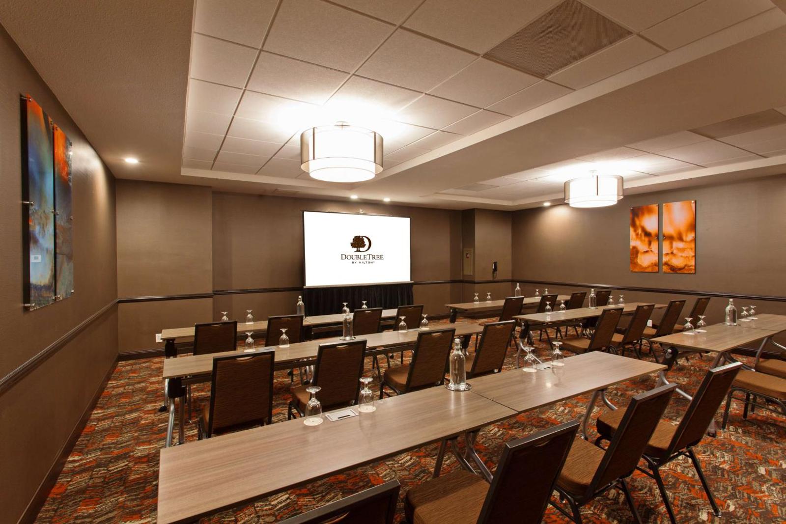 DoubleTree by Hilton San Bernardino Main image 1