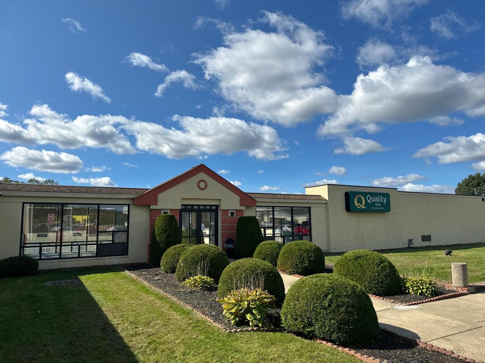 Quality Inn Seekonk-Providence Main image 1