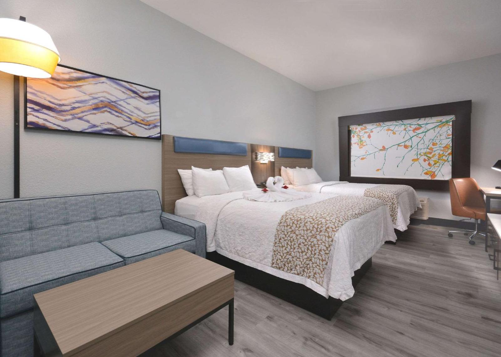 Family Room - Non-Smoking