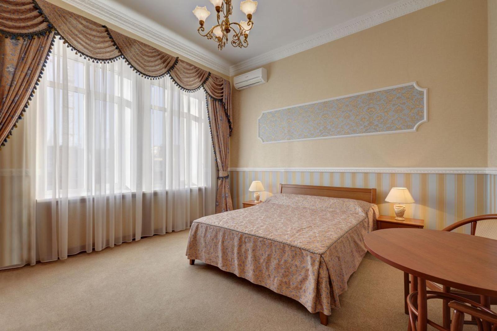 Peking Hotel banner image