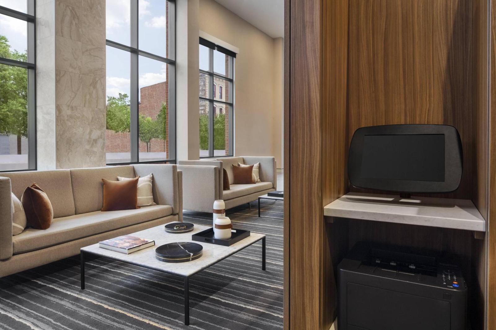 AC Hotel by Marriott Louisville Downtown Main image 2