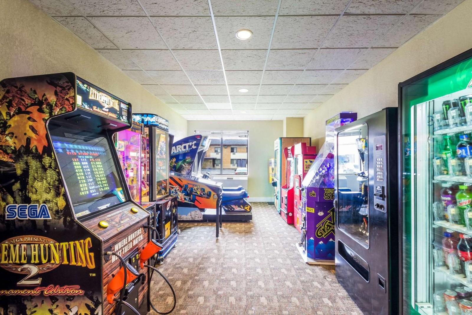 Quality Suites Milwaukee Airport Main image 1