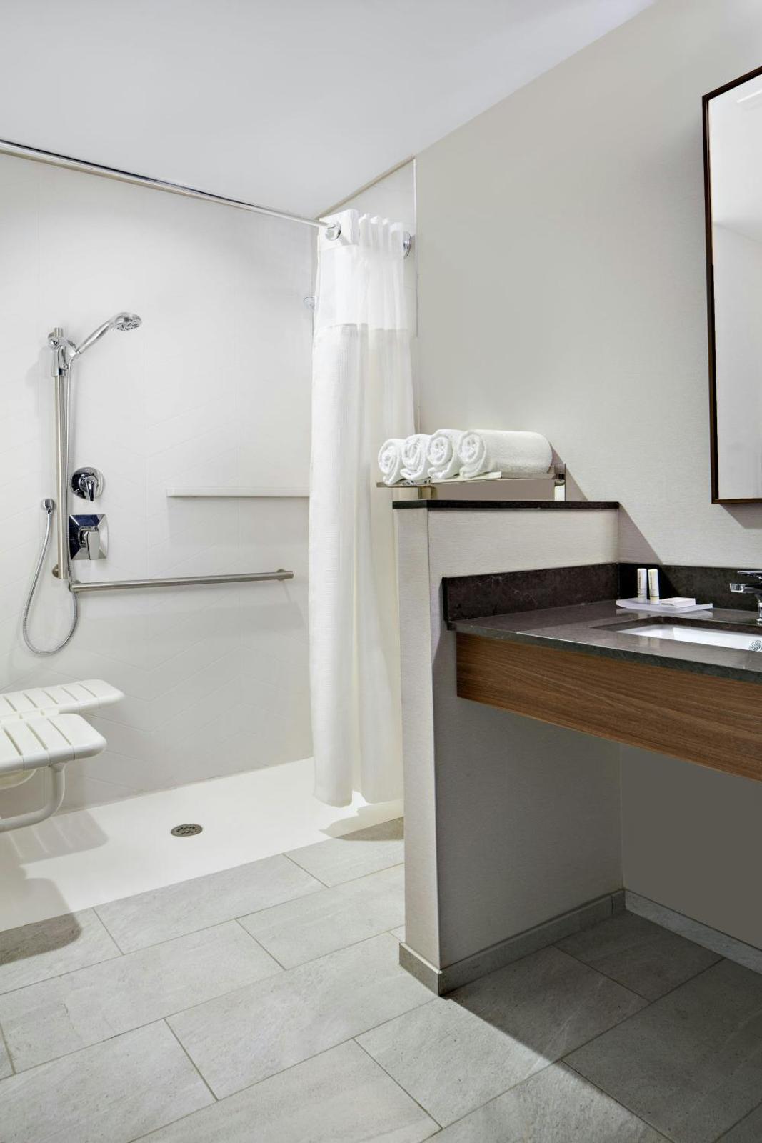 Fairfield Inn & Suites by Marriott Fayetteville Main image 1