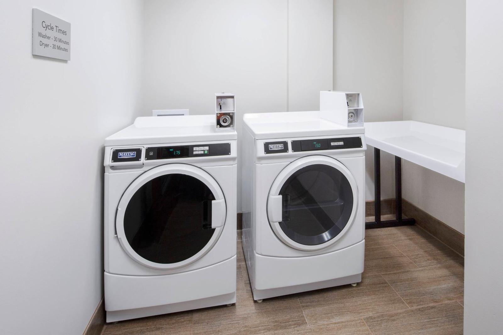 Popular attractions Area Nearby Property