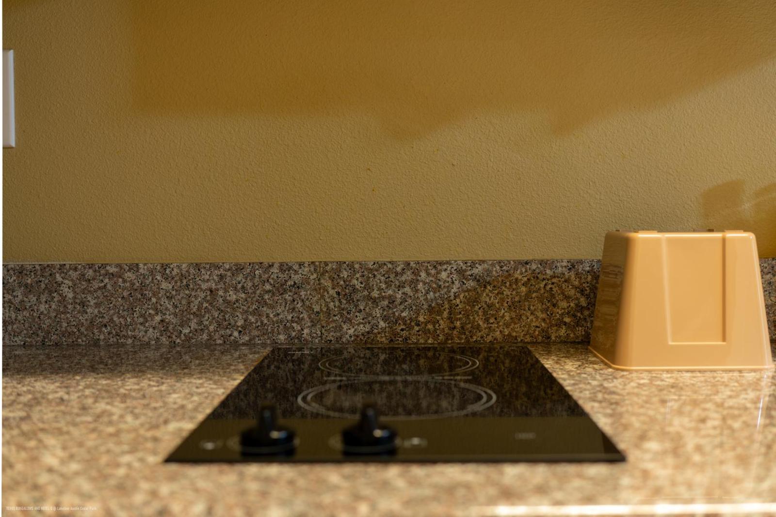 The Bungalows Hotel & Event Center at Lakeline Austin / Cedar Park Main image 1