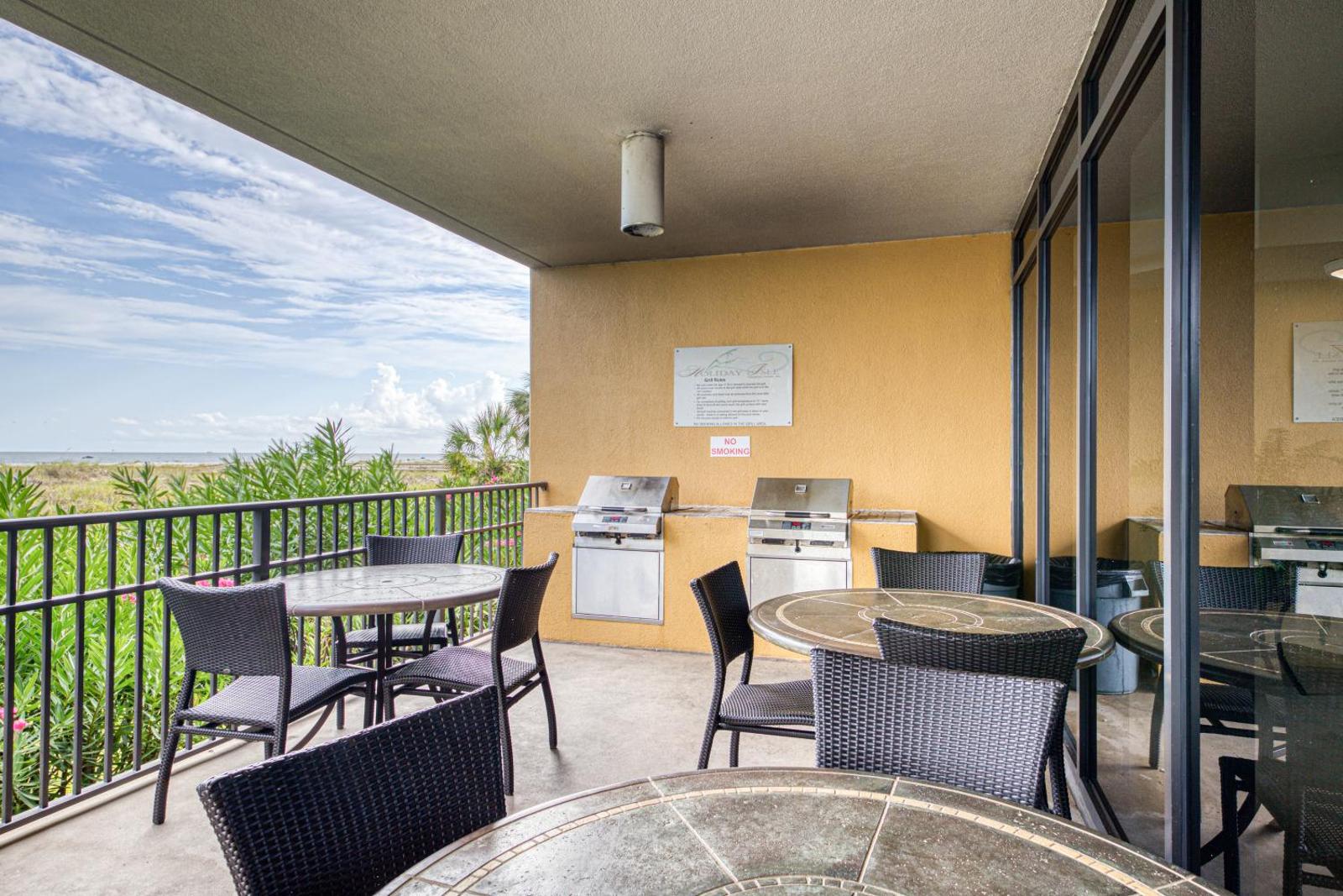 Popular attractions Area Nearby Property