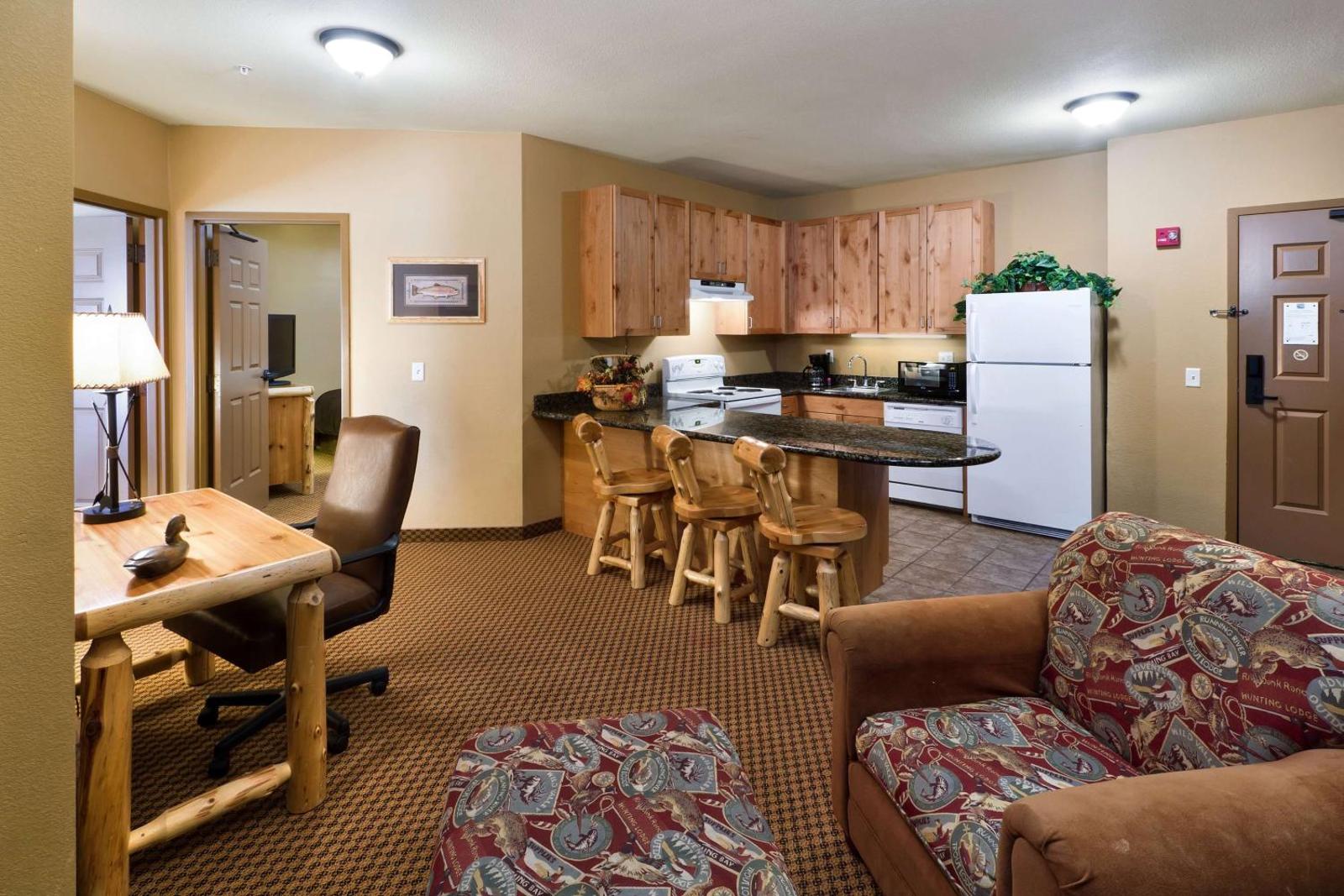 Popular attractions Area Nearby Property