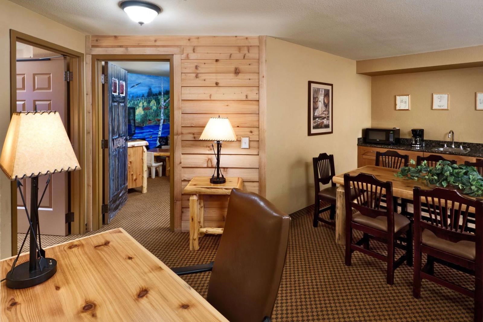 Arrowwood Lodge at Brainerd Lakes Main image 1