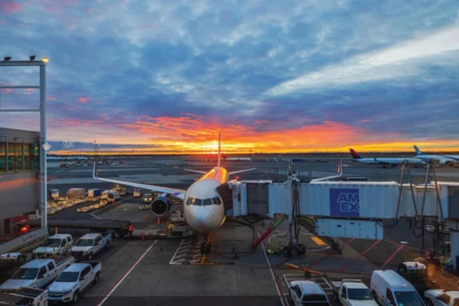 Home2 Suites By Hilton Newark Airport Main image 2